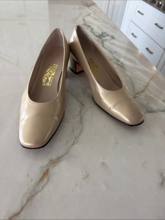 Salvatore Ferragamo Shoes - Salvatore Ferragamo Soft Gold/Beige Leather Square-Toe Block Heel Pumps